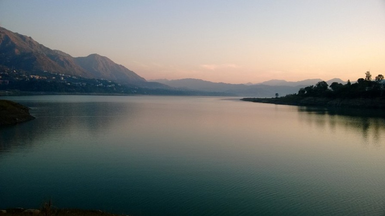 Gobind Sagar Reservoir